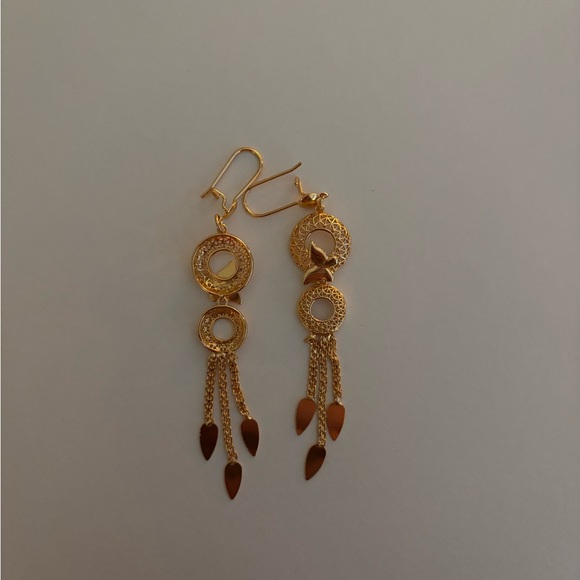 Elegant Gold Dangle Earrings | 18K Gold-Plated - Picture 3 of 4